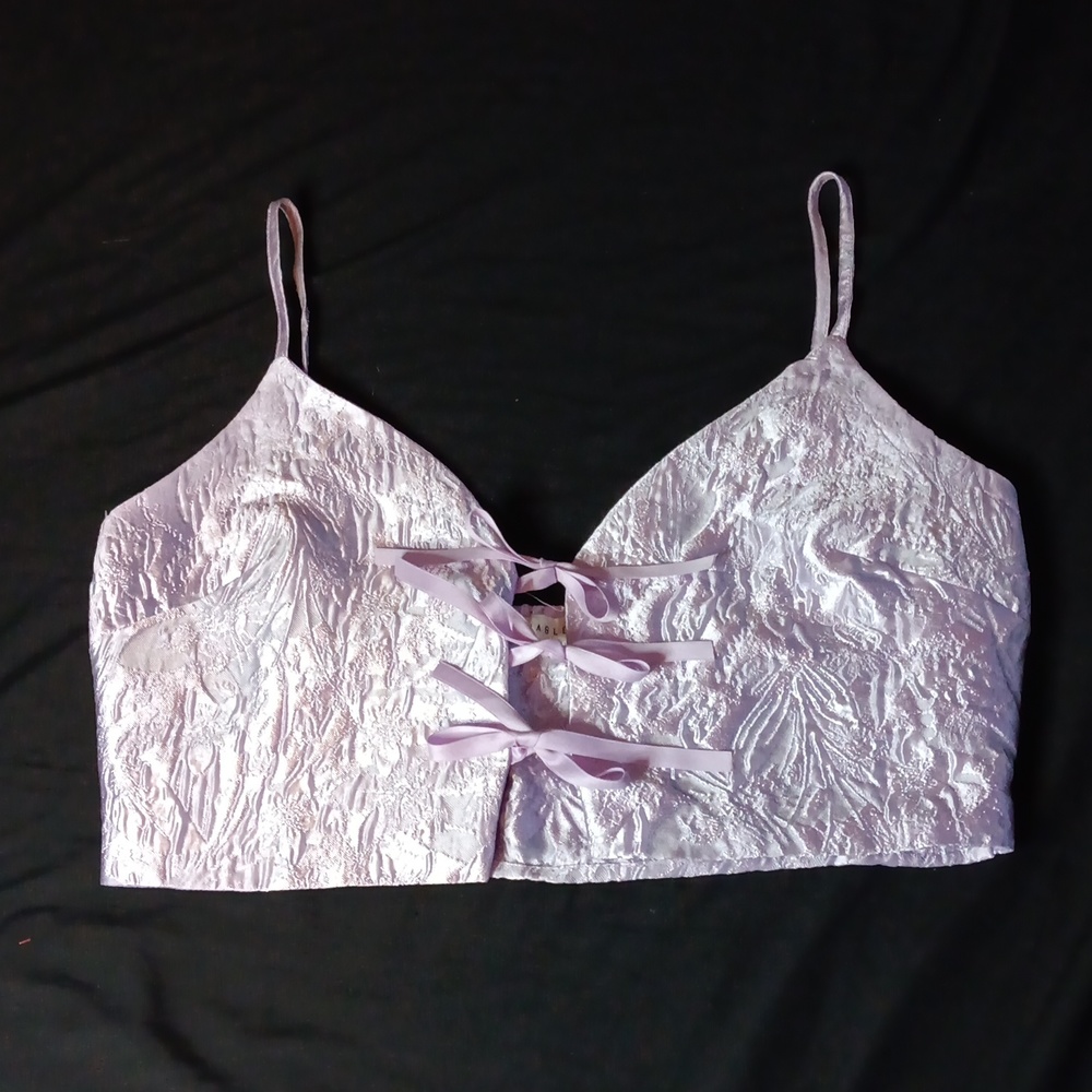Dolls Kill × Mabel Lavendar Textured Tie Front Crop Top (M)